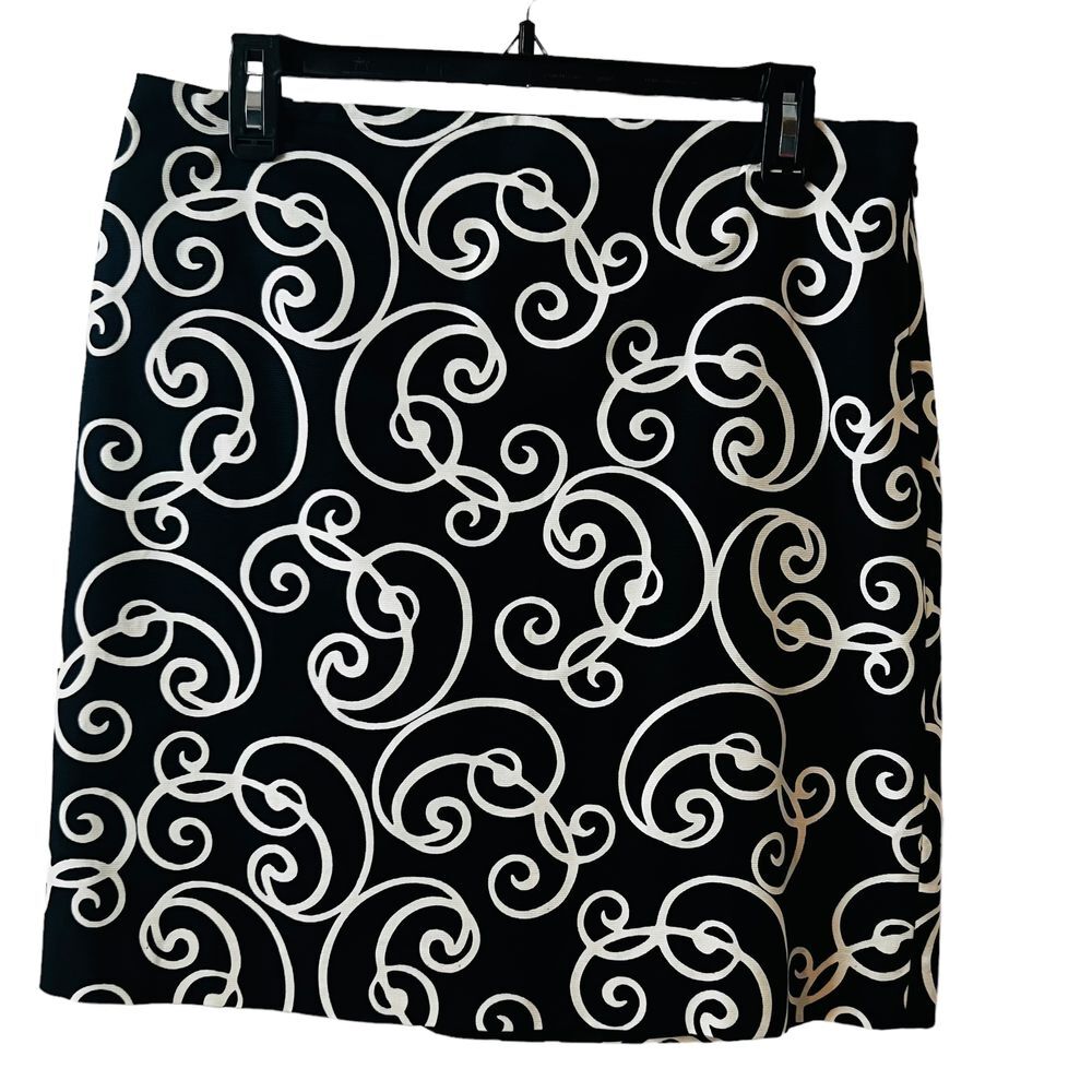 Ann Taylor Petite Womens Size 10P Pencil Skirt Black White Psychedelic‎ Pattern